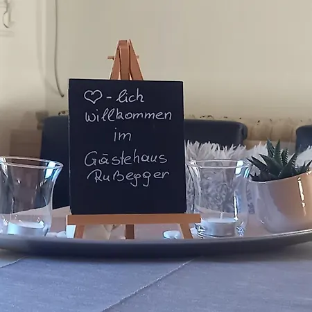 Gaestehaus-russegger *